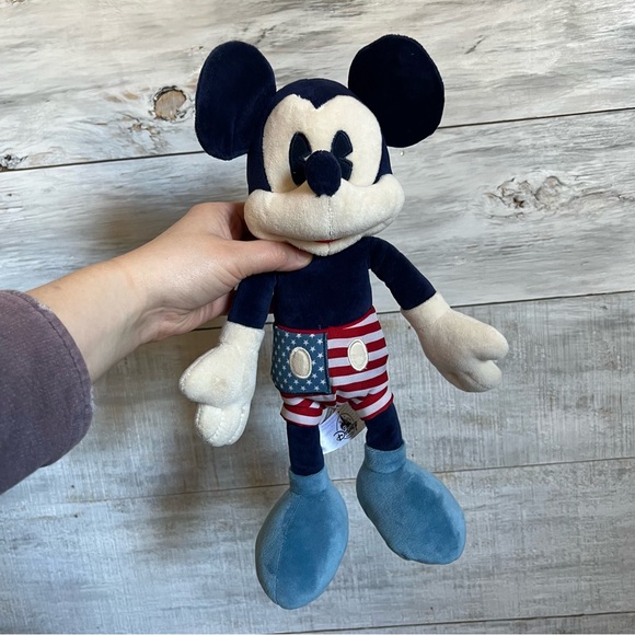 Disney Parks Patriotic Mickey Mouse - Picture 2 of 9